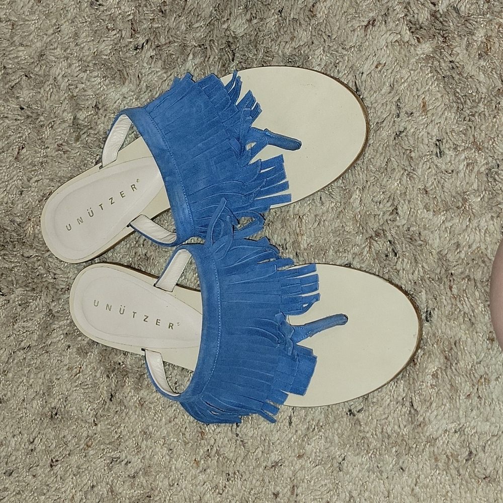 Unutzee sandals